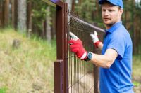 Improving Workplace Safety with Metal Mesh: Applications in Safety Barriers and Guards 